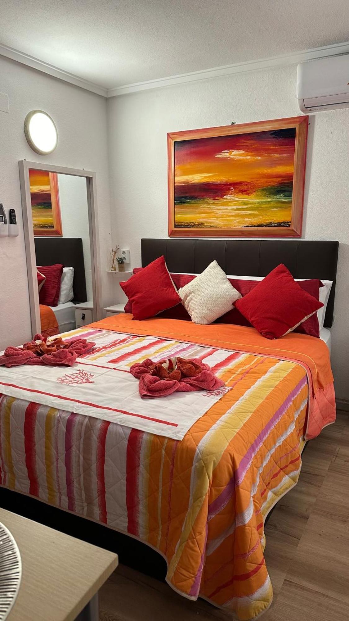 Alicante Postiguet Studios Kültér fotó